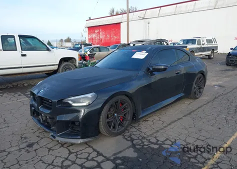 2023 BMW M2 z USA, uszkodzony, nr VIN 3MF13DM02P8D53723